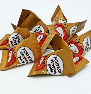 Нічна маска з екстрактом гарбуза Too Cool For School Pumpkin Sleeping Pack 2 мл 1473203775 фото