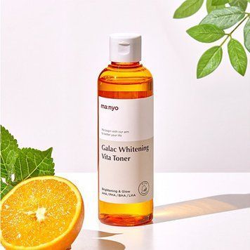 Тонер освітлювальний з галактомісистом і вітамінним комплексом Manyo Galac Whitening Vita Toner 210ml 1519456918 фото